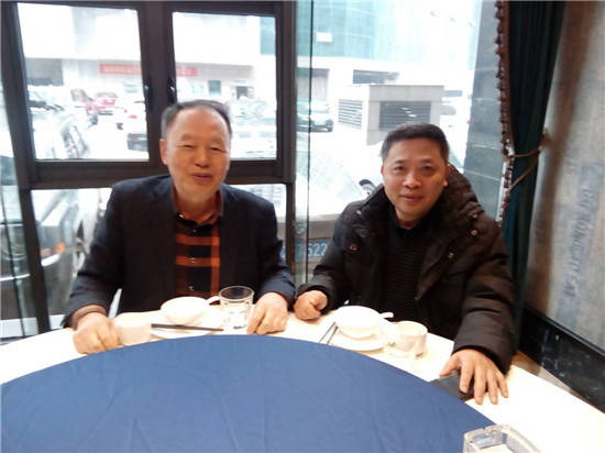 華南理工大學(xué)黃培彥教授一行來我司考察交通等相關(guān)行業(yè)試驗(yàn)設(shè)備
